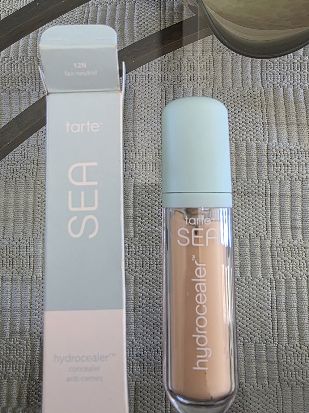 tarte SEA Hydrocealer Concealer in Light Neutral with Mint Cap